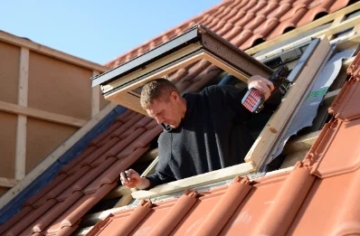 Pose de fenêtres de toit Velux à Semmadon